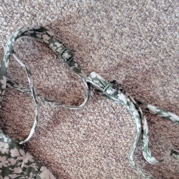 Chocolate Brand Green Floral Romper 100%Rayon Size S - Picture 6 of 7